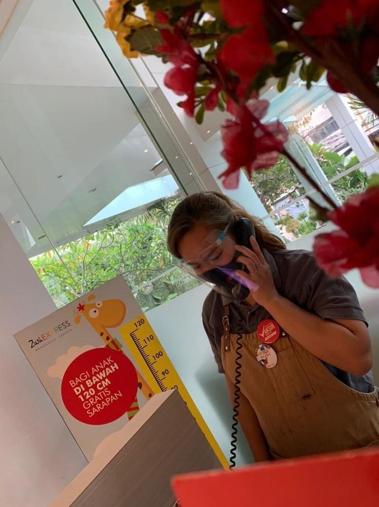 Zuri Express Mangga Dua Hotell Jakarta Eksteriør bilde